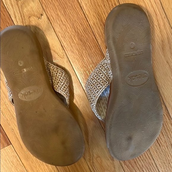 The Sak Women's Beige Woven Sandals - Picture 4 of 5